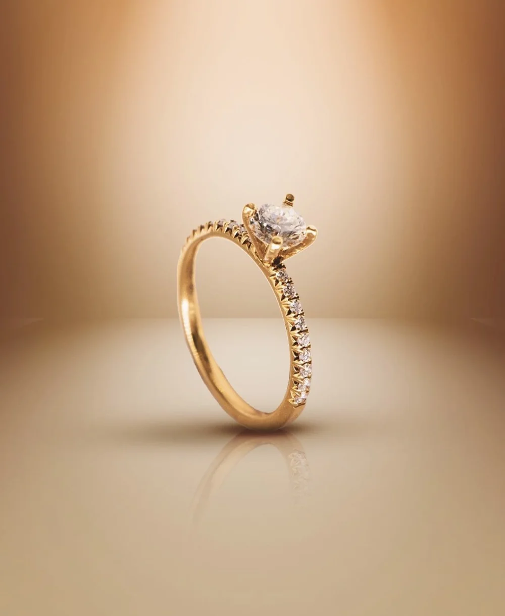 La Francia — gold ring product photography